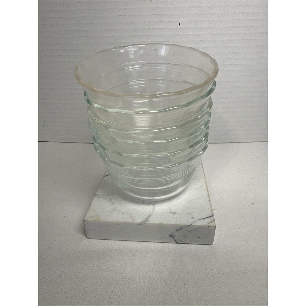 6 Vintage Pyrex 463 Custard Cups Scalloped Edged  175 ml. Different Ages.